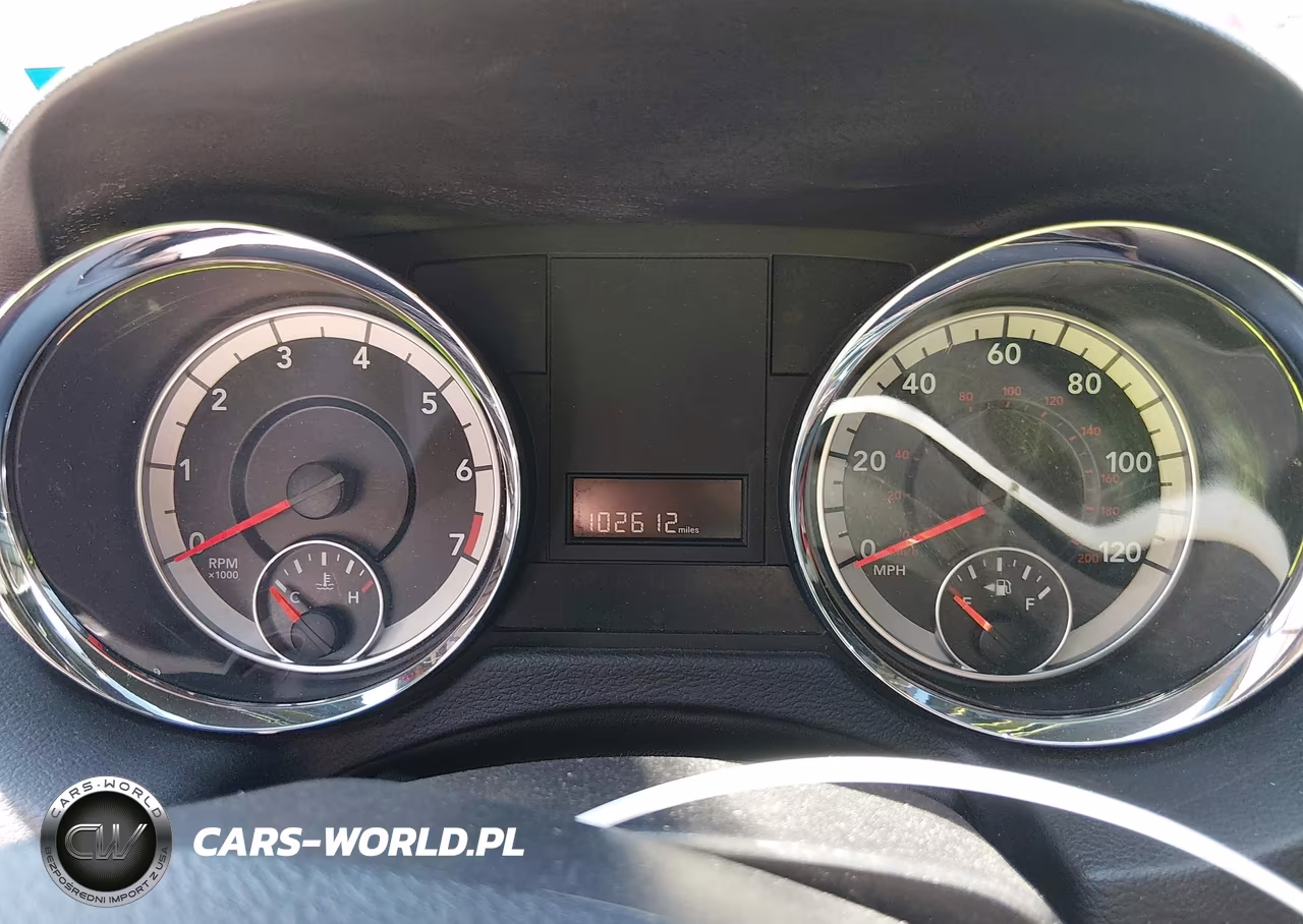 2018 Dodge Grand Caravan Sxt VIN:2C4RDGCG4JR239894 - 16