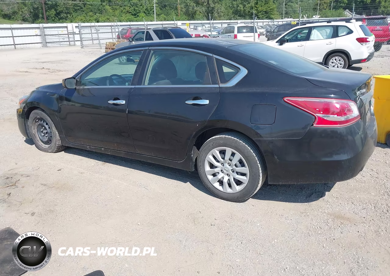 2013 Nissan Altima 2.5 S VIN:1N4AL3AP1DN455656 - 3