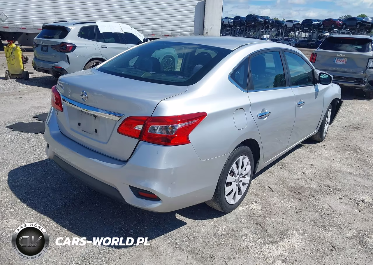 2019 Nissan Sentra S VIN:3N1AB7AP4KY307573 - 4