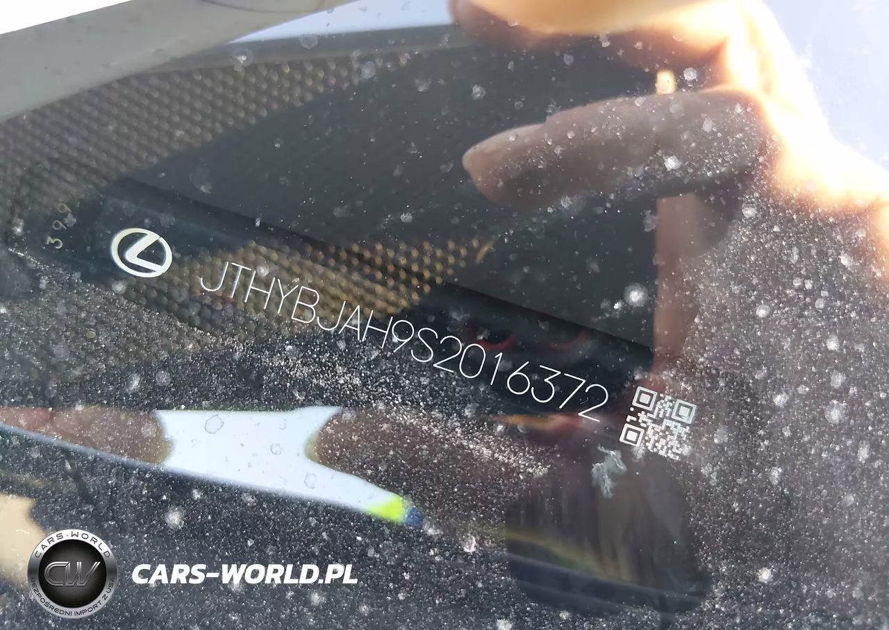 2025 Lexus Ux 300H F Sport Design VIN:JTHYBJAH9S2016372 - 18
