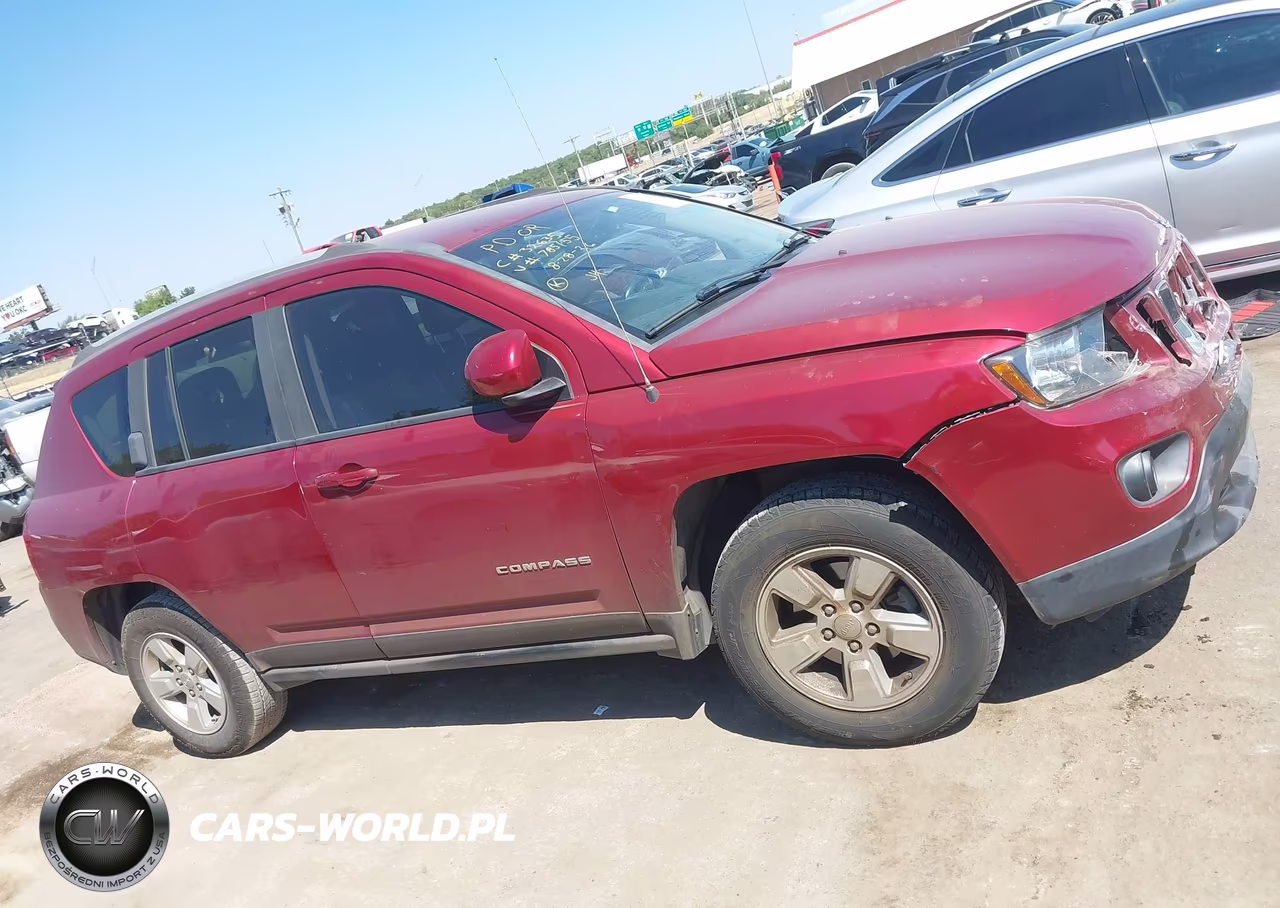 2016 Jeep Compass Latitude VIN:1C4NJCEB4GD785155 - 13