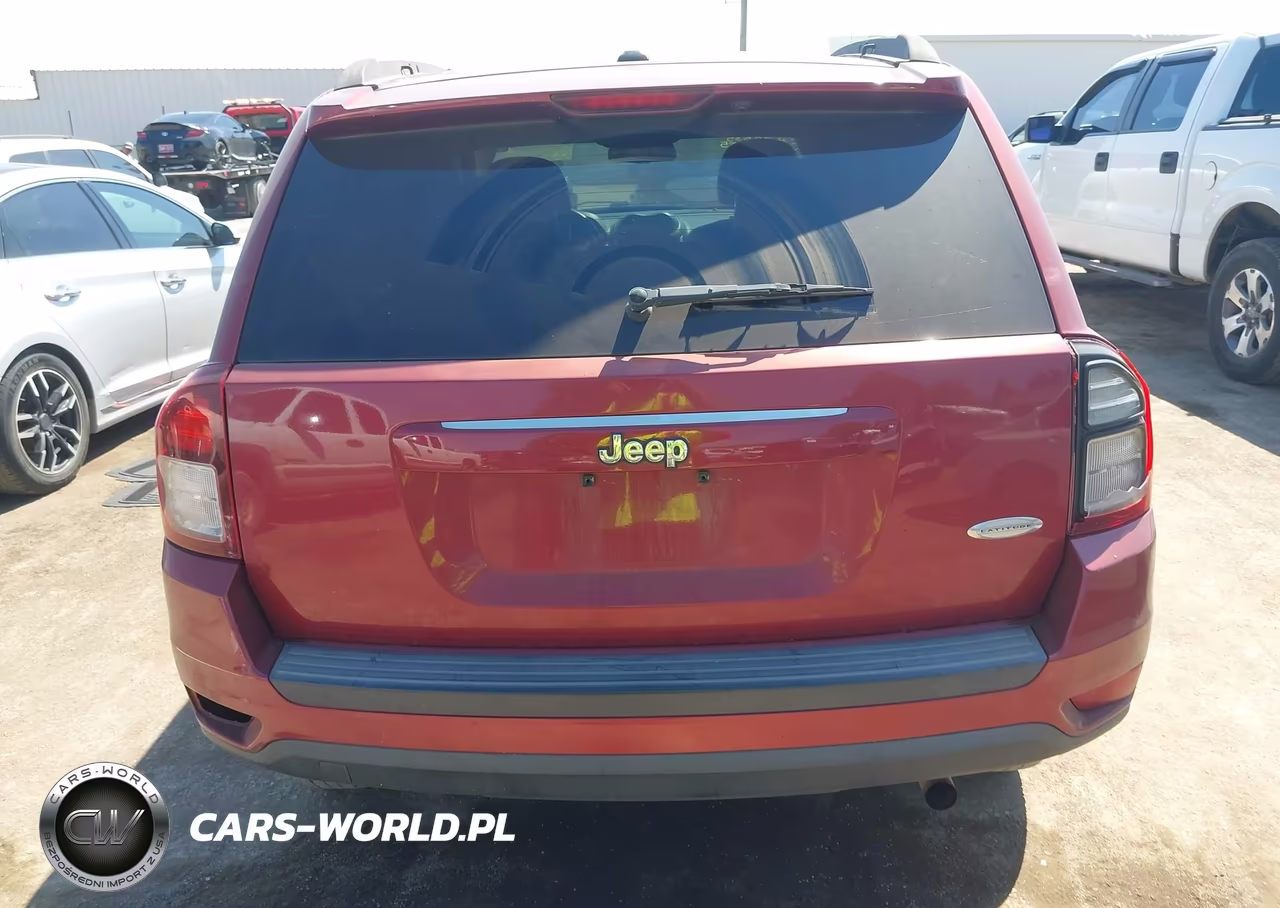2016 Jeep Compass Latitude VIN:1C4NJCEB4GD785155 - 16