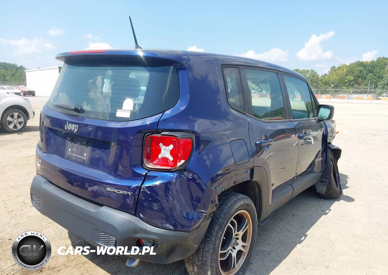 2016 Jeep Renegade Sport VIN:ZACCJBATXGPD34670 - 4