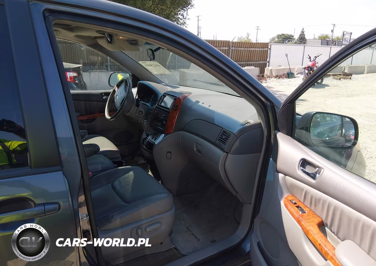 2010 Toyota Sienna Xle VIN:5TDYK4CC3AS340395 - 5
