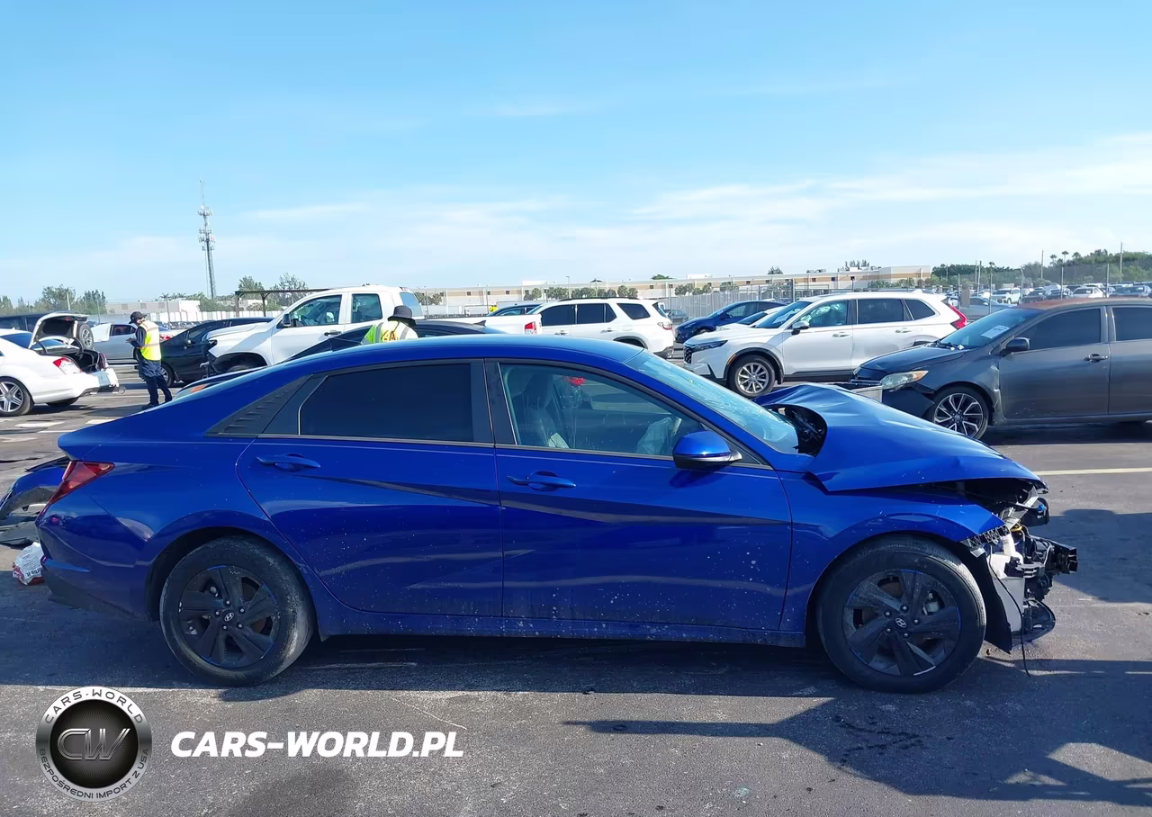 2023 Hyundai Elantra Sel VIN:5NPLM4AG4PH110793 - 13