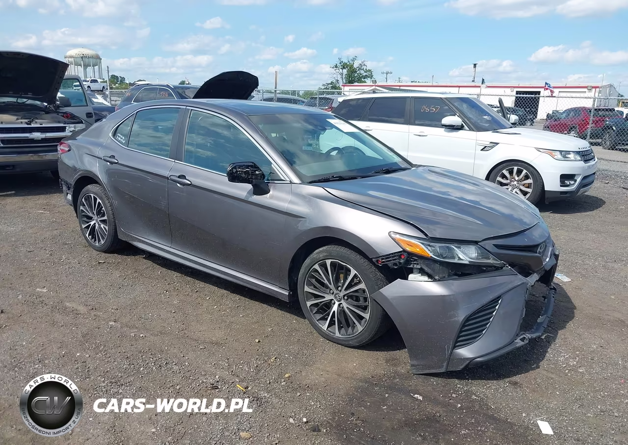 2018 Toyota Camry Se VIN:4T1B11HK3JU151826 - 1