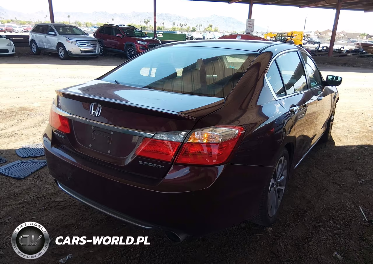 2015 Honda Accord Sport VIN:1HGCR2F59FA070957 - 4
