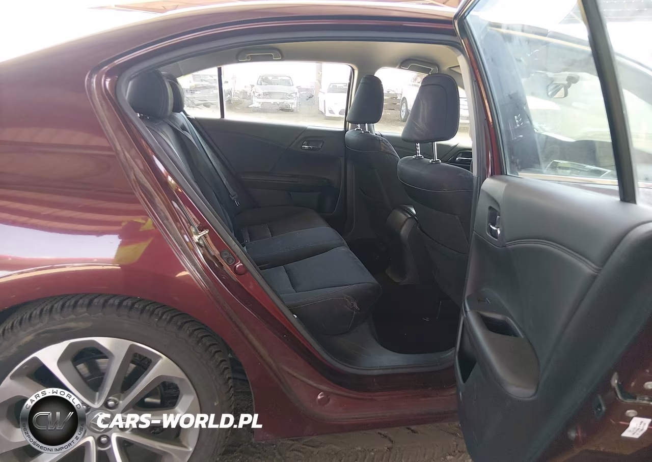 2015 Honda Accord Sport VIN:1HGCR2F59FA070957 - 8