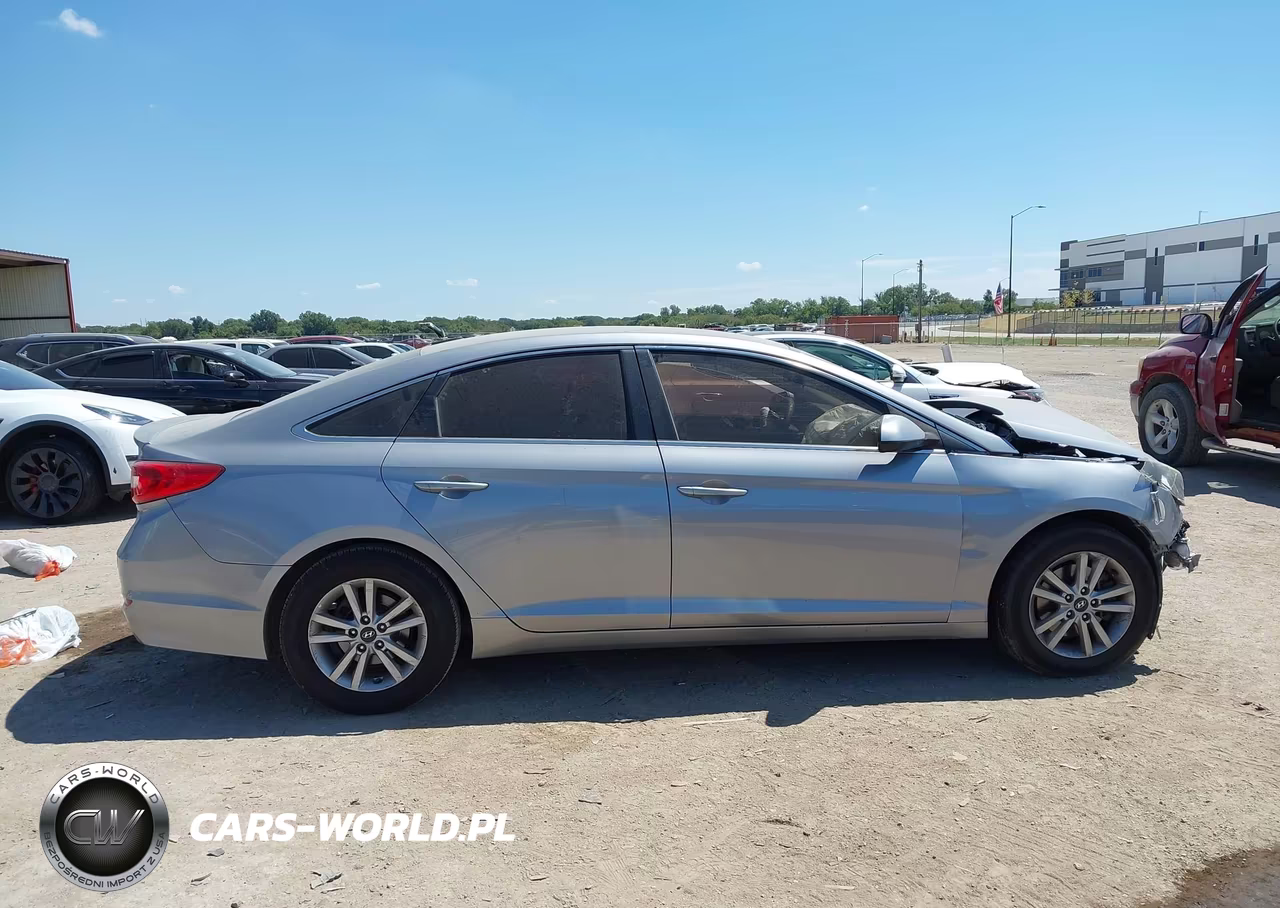 2016 Hyundai Sonata VIN:5NPE24AF7GH402573 - 12