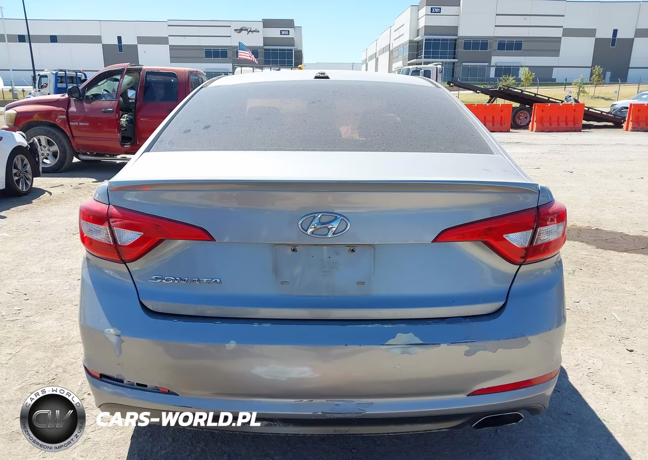 2016 Hyundai Sonata VIN:5NPE24AF7GH402573 - 15