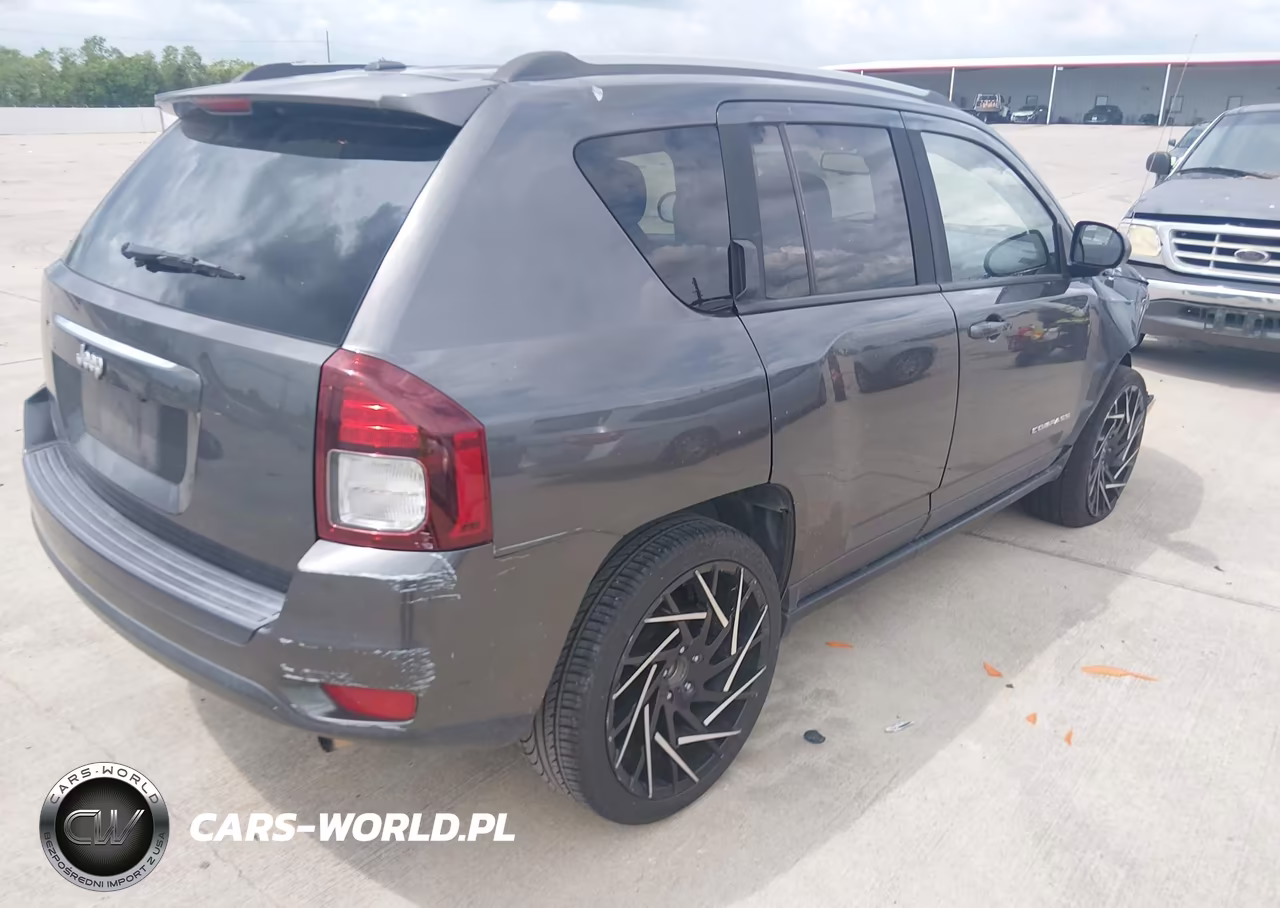 2016 Jeep Compass Sport VIN:1C4NJCBAXGD804870 - 4