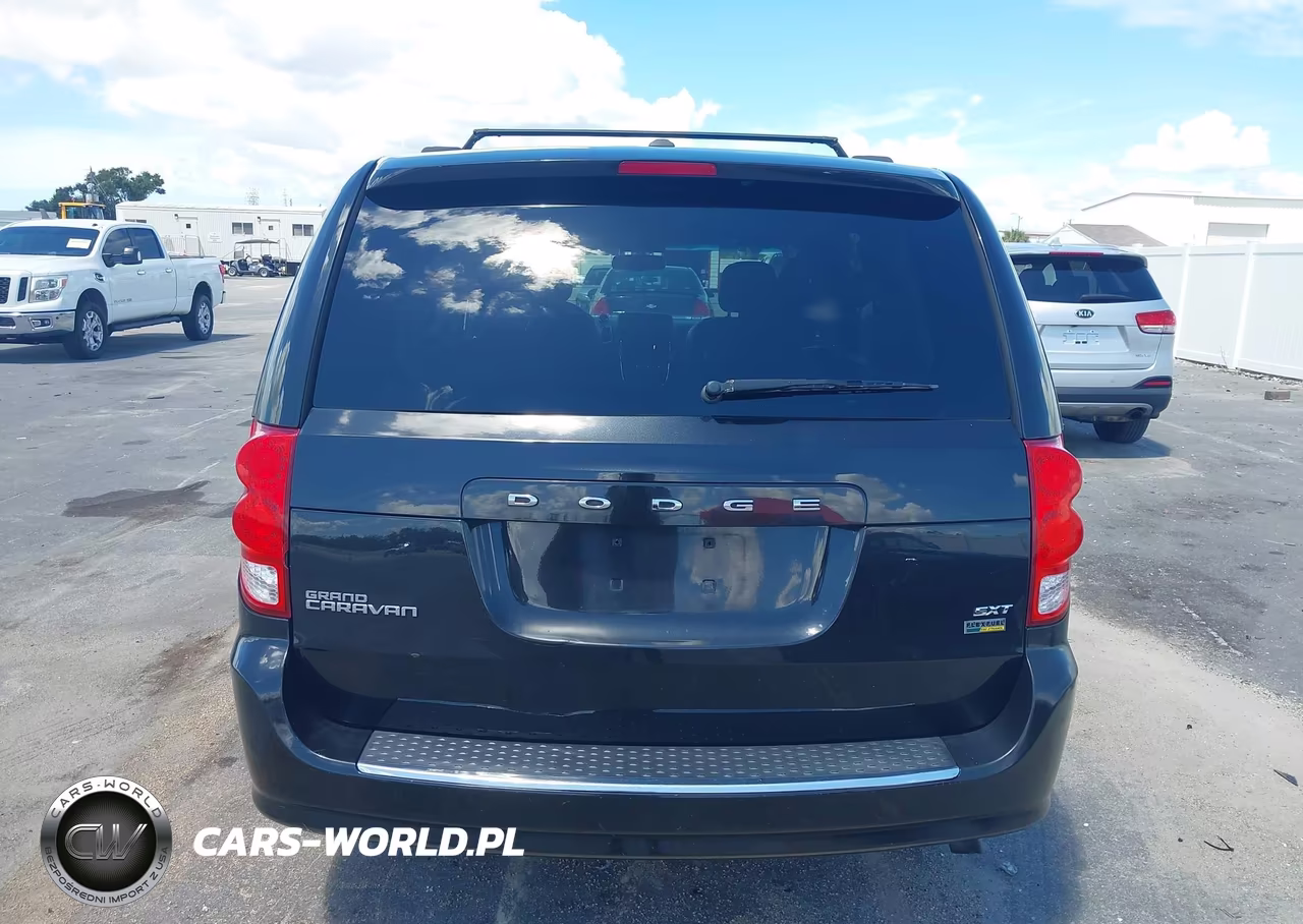 2017 Dodge Grand Caravan Sxt VIN:2C4RDGCG9HR589841 - 17
