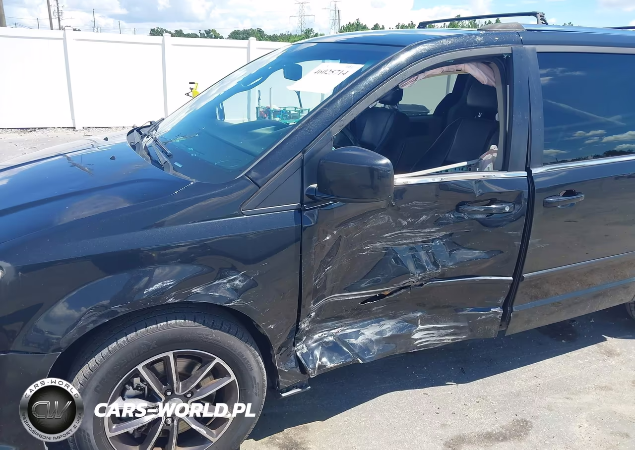 2017 Dodge Grand Caravan Sxt VIN:2C4RDGCG9HR589841 - 6