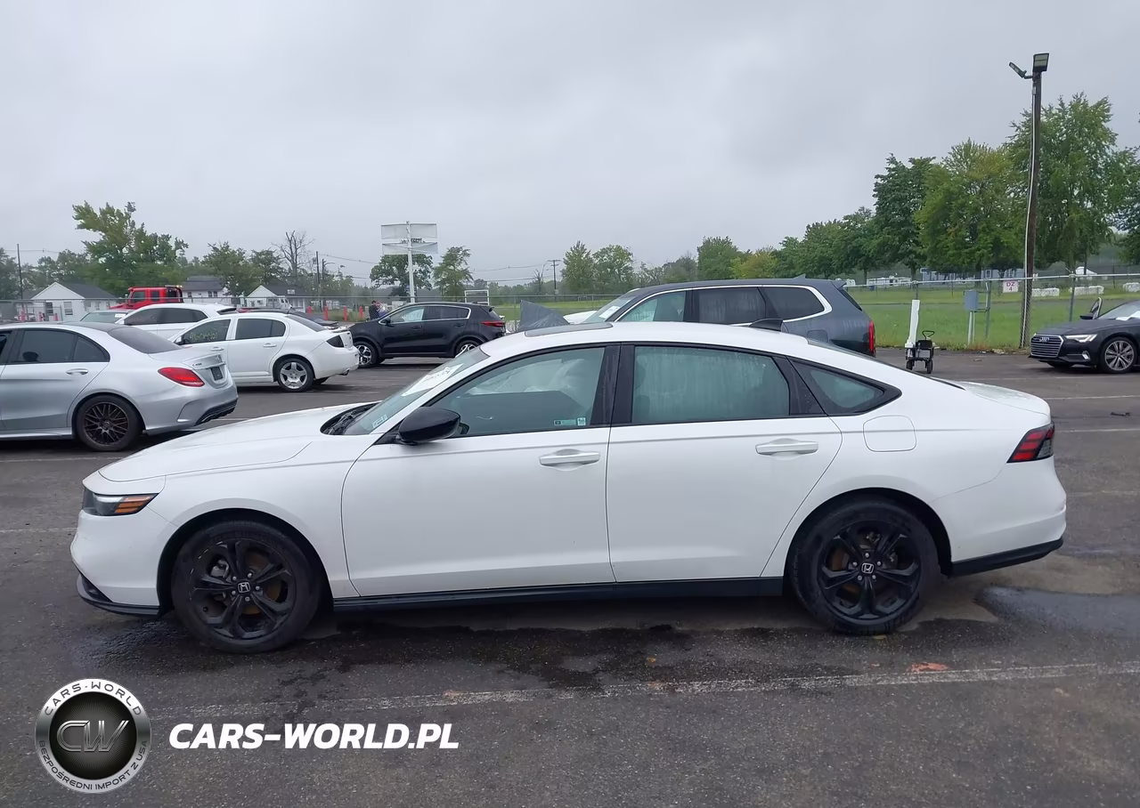 2025 Honda Accord Se VIN:1HGCY1F45SA054608 - 14