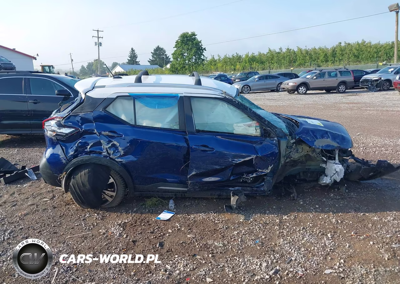 2019 Nissan Kicks Sr VIN:3N1CP5CU0KL507610 - 13