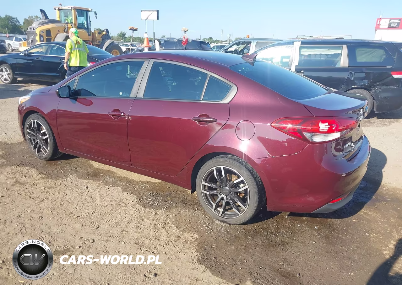 2018 Kia Forte Lx VIN:3KPFL4A76JE199603 - 3