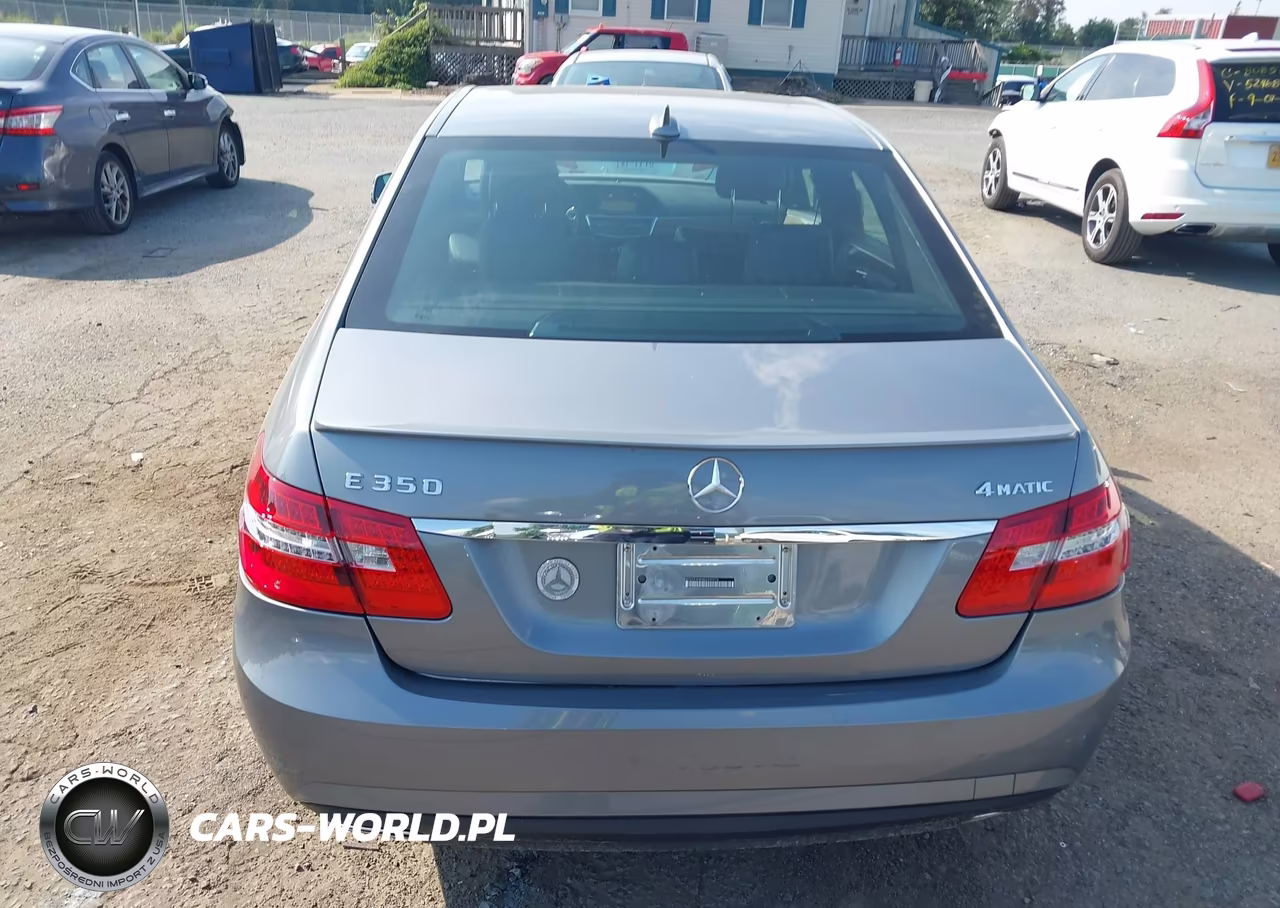 2011 Mercedes-Benz E 350 4Matic VIN:WDDHF8HB8BA495976 - 17