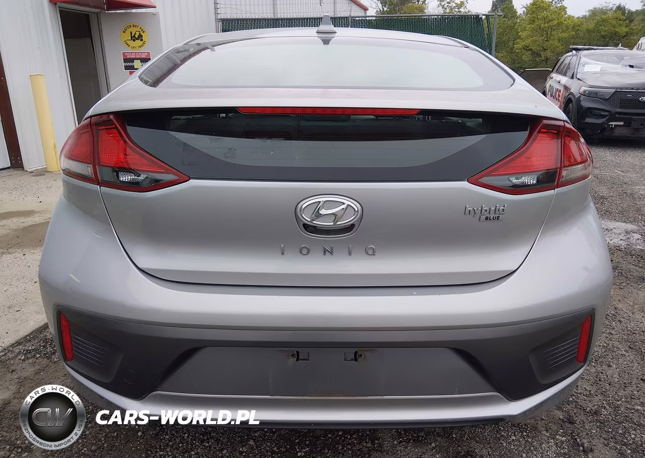 2020 Hyundai Ioniq Hybrid Blue VIN:KMHC65LC5LU220712 - 18