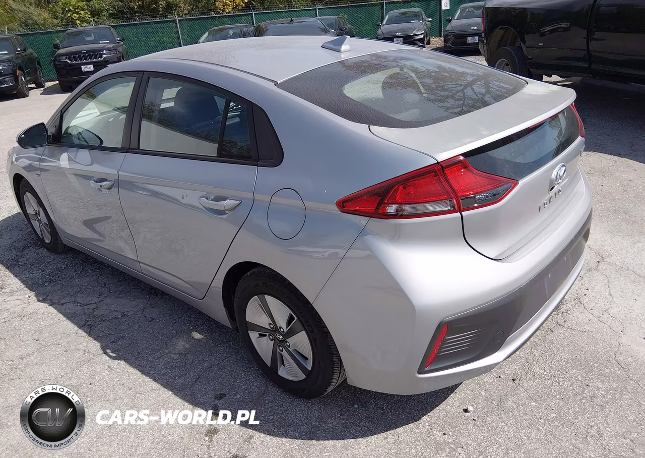 2020 Hyundai Ioniq Hybrid Blue VIN:KMHC65LC5LU220712 - 3