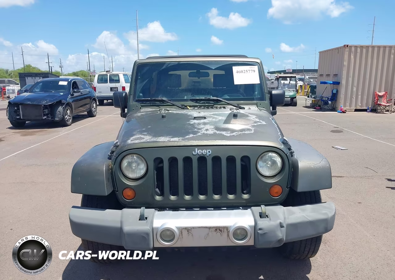 2008 Jeep Wrangler Unlimited Sahara VIN:1J4GB59178L530343 - 12