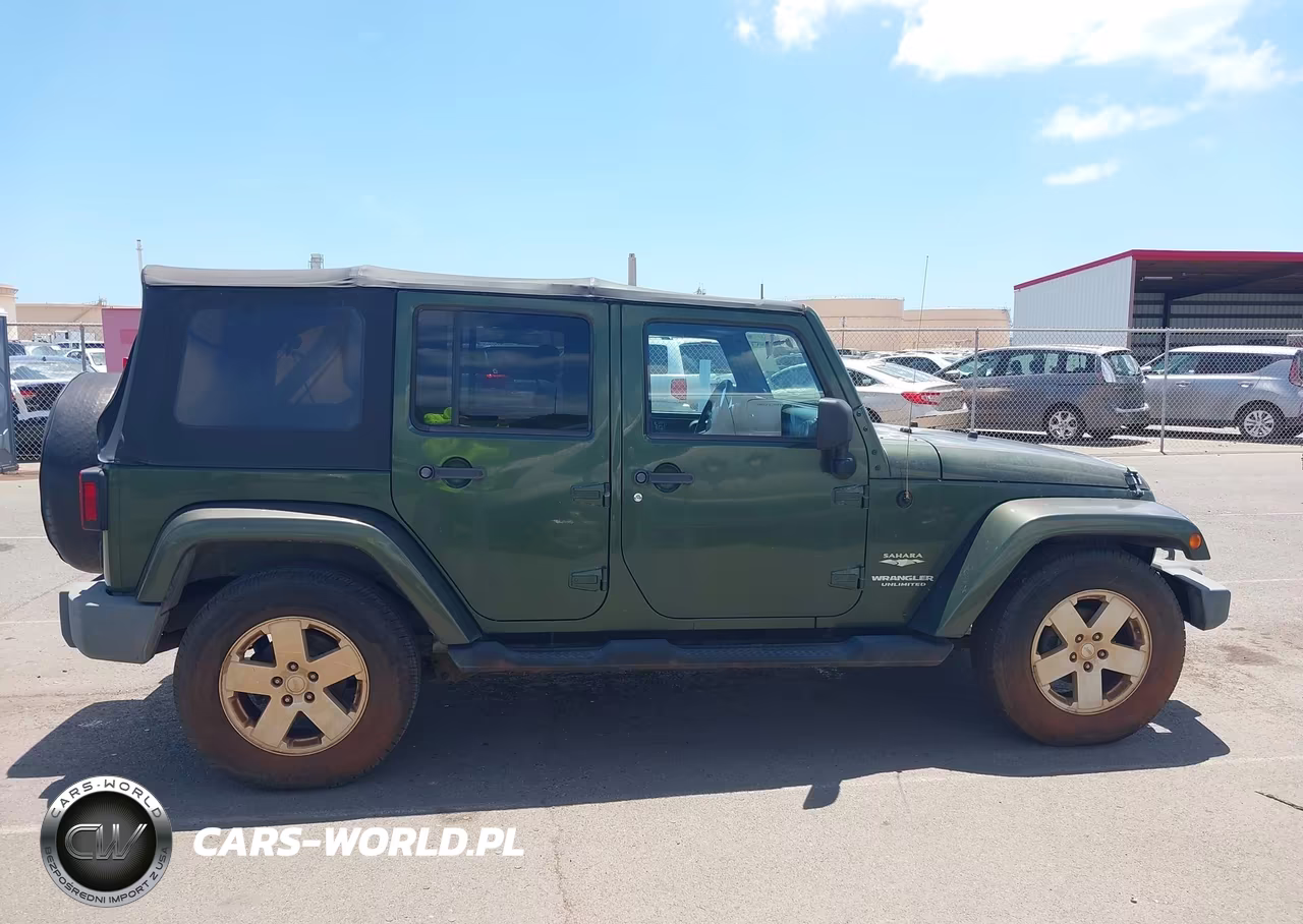 2008 Jeep Wrangler Unlimited Sahara VIN:1J4GB59178L530343 - 13
