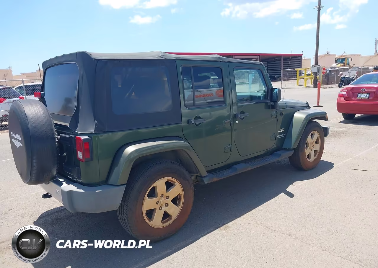 2008 Jeep Wrangler Unlimited Sahara VIN:1J4GB59178L530343 - 4