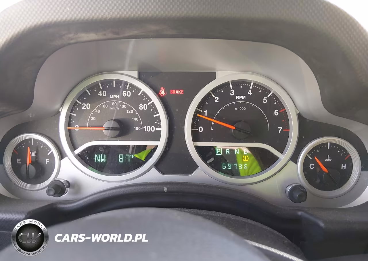 2008 Jeep Wrangler Unlimited Sahara VIN:1J4GB59178L530343 - 7