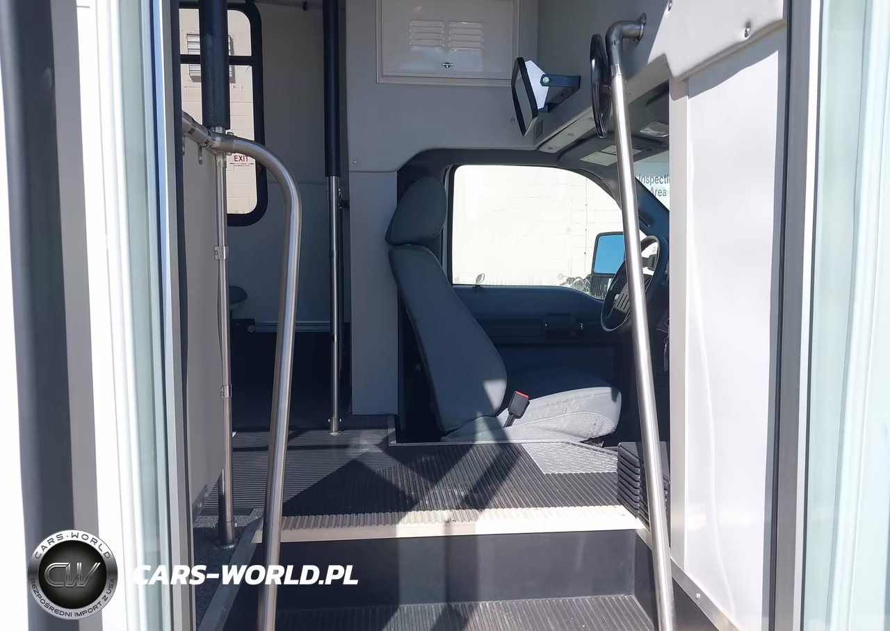 2016 Ford F-550 Chassis Xl VIN:1FDGF5GT4GEA85993 - 5