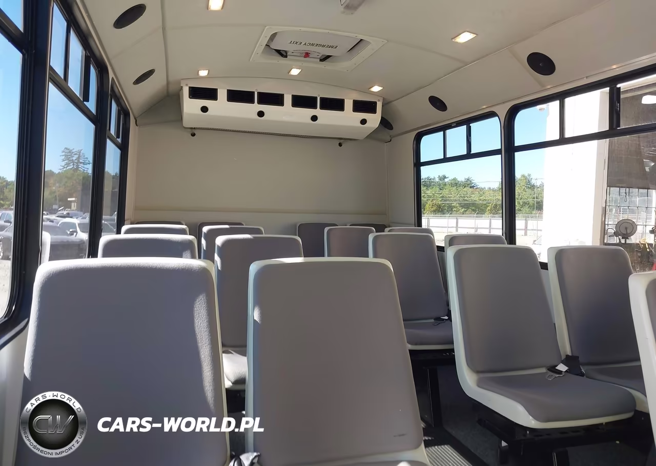 2016 Ford F-550 Chassis Xl VIN:1FDGF5GT4GEA85993 - 8