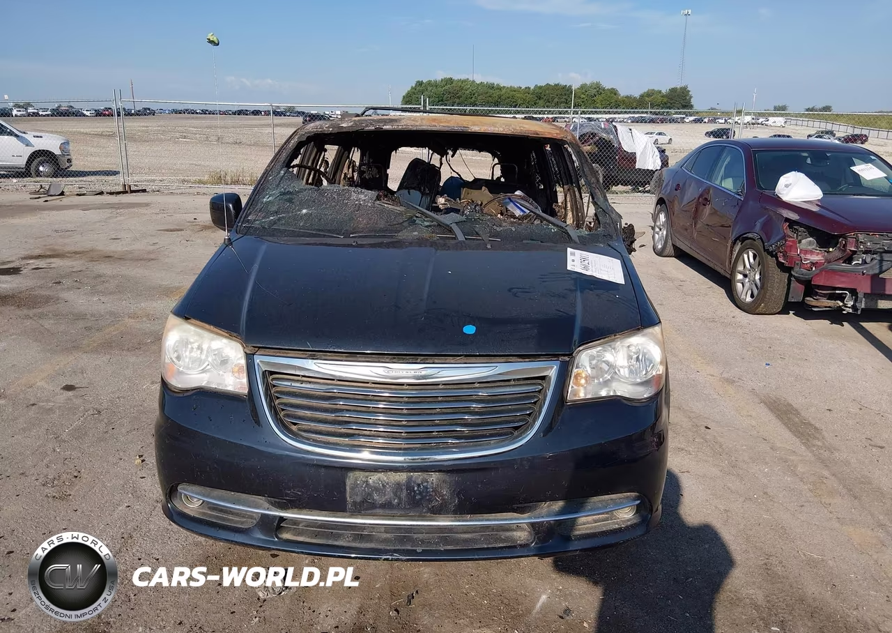 2014 Chrysler Town & Country Touring VIN:2C4RC1BG5ER133235 - 6