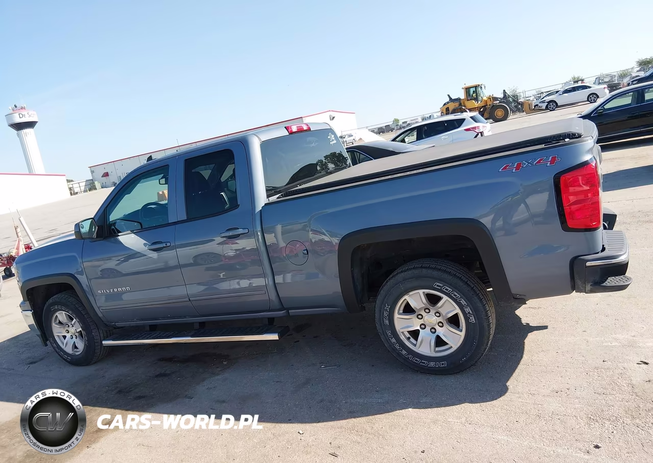 2015 Chevrolet Silverado 1500 1Lt VIN:1GCVKREC9FZ266631 - 14