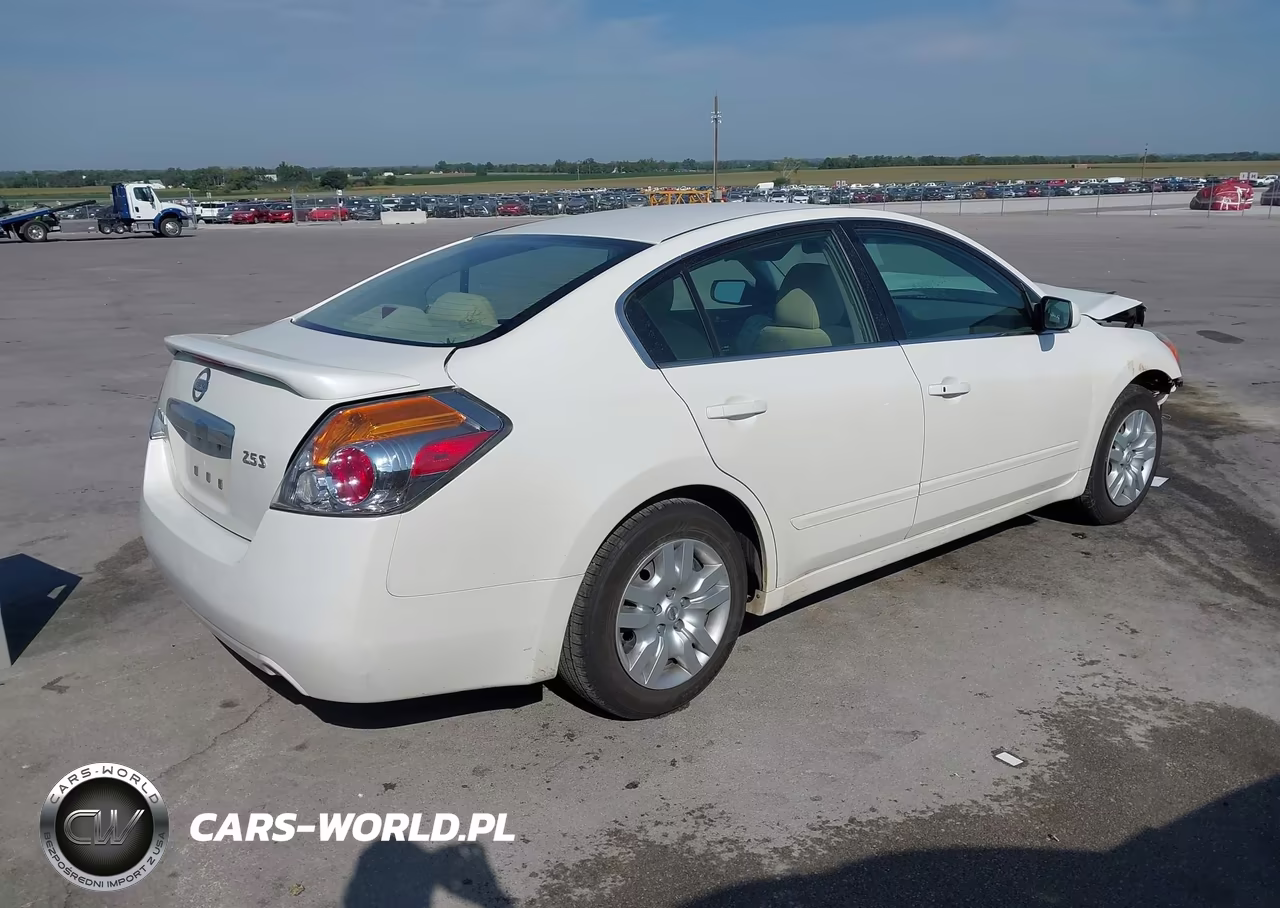 2010 Nissan Altima 2.5 S VIN:1N4AL2AP3AN416590 - 4