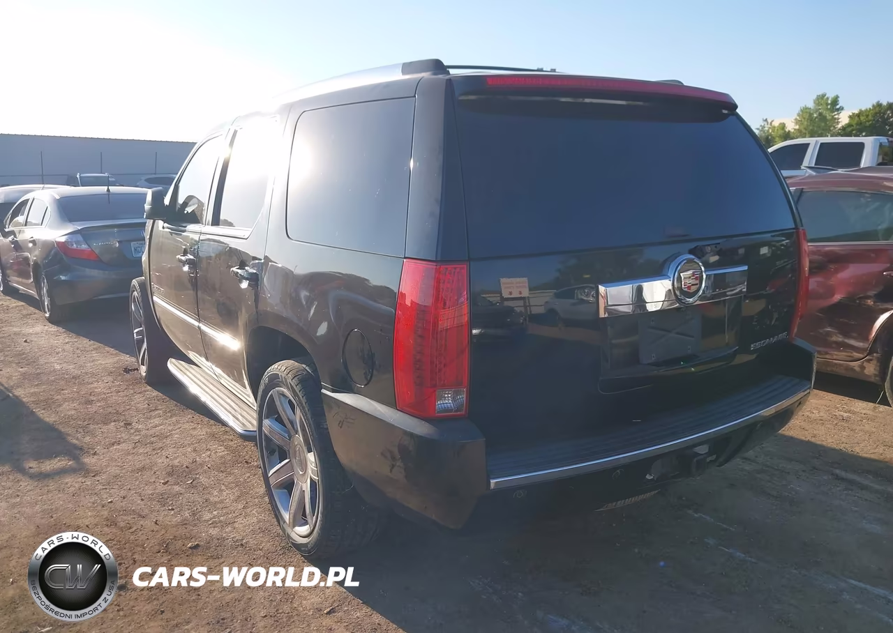 2008 Cadillac Escalade Standard VIN:1GYFK63878R124860 - 3