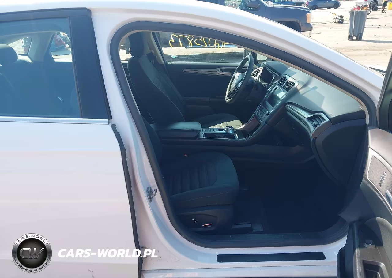 2017 Ford Fusion Se VIN:3FA6P0H7XHR153722 - 5