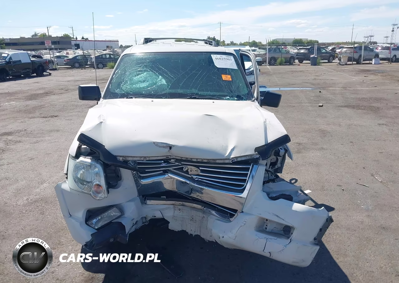 2010 Ford Explorer Xlt VIN:1FMEU7DE9AUA74323 - 12