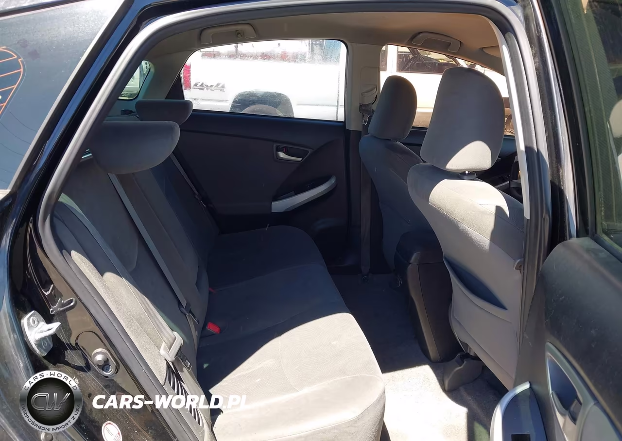 2012 Toyota Prius Two VIN:JTDKN3DU4C5480754 - 8