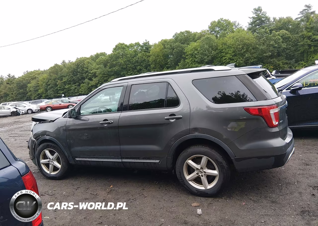 2016 Ford Explorer Xlt VIN:1FM5K8D84GGB48969 - 14