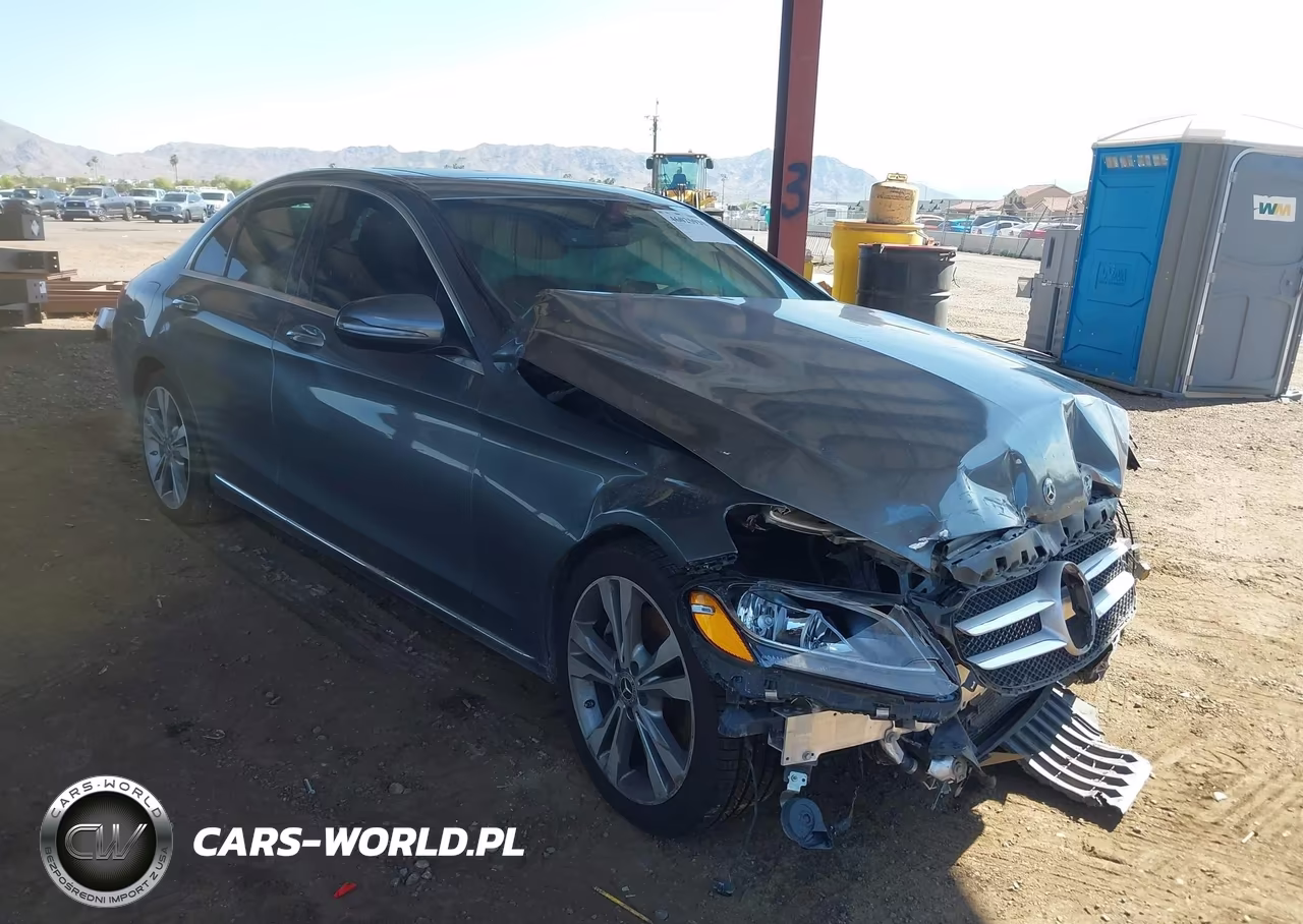 2018 Mercedes-Benz C 300