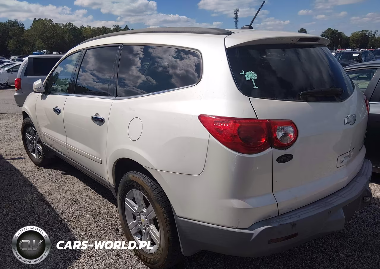 2011 Chevrolet Traverse 1Lt VIN:1GNKRGED3BJ151342 - 3