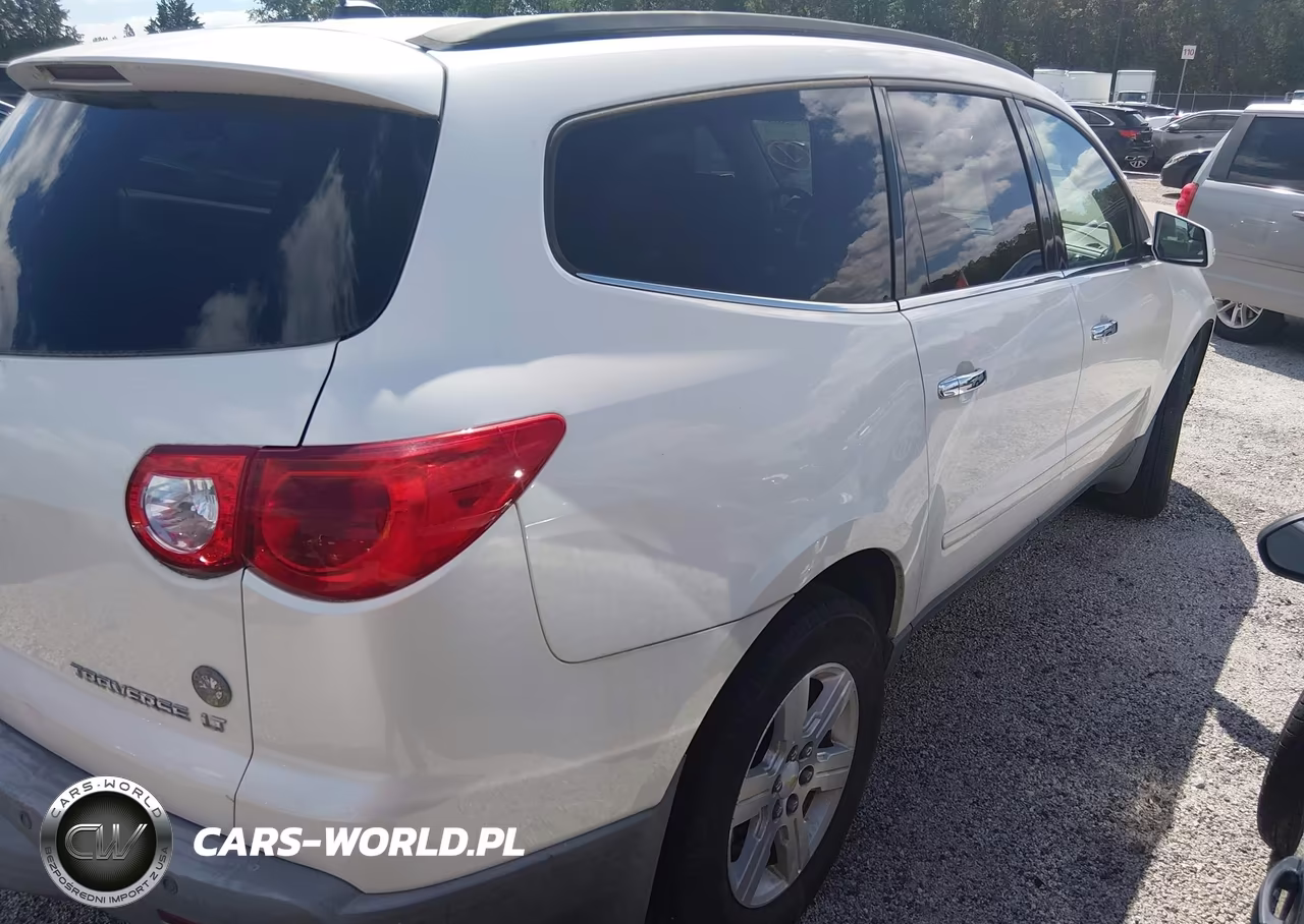 2011 Chevrolet Traverse 1Lt VIN:1GNKRGED3BJ151342 - 4