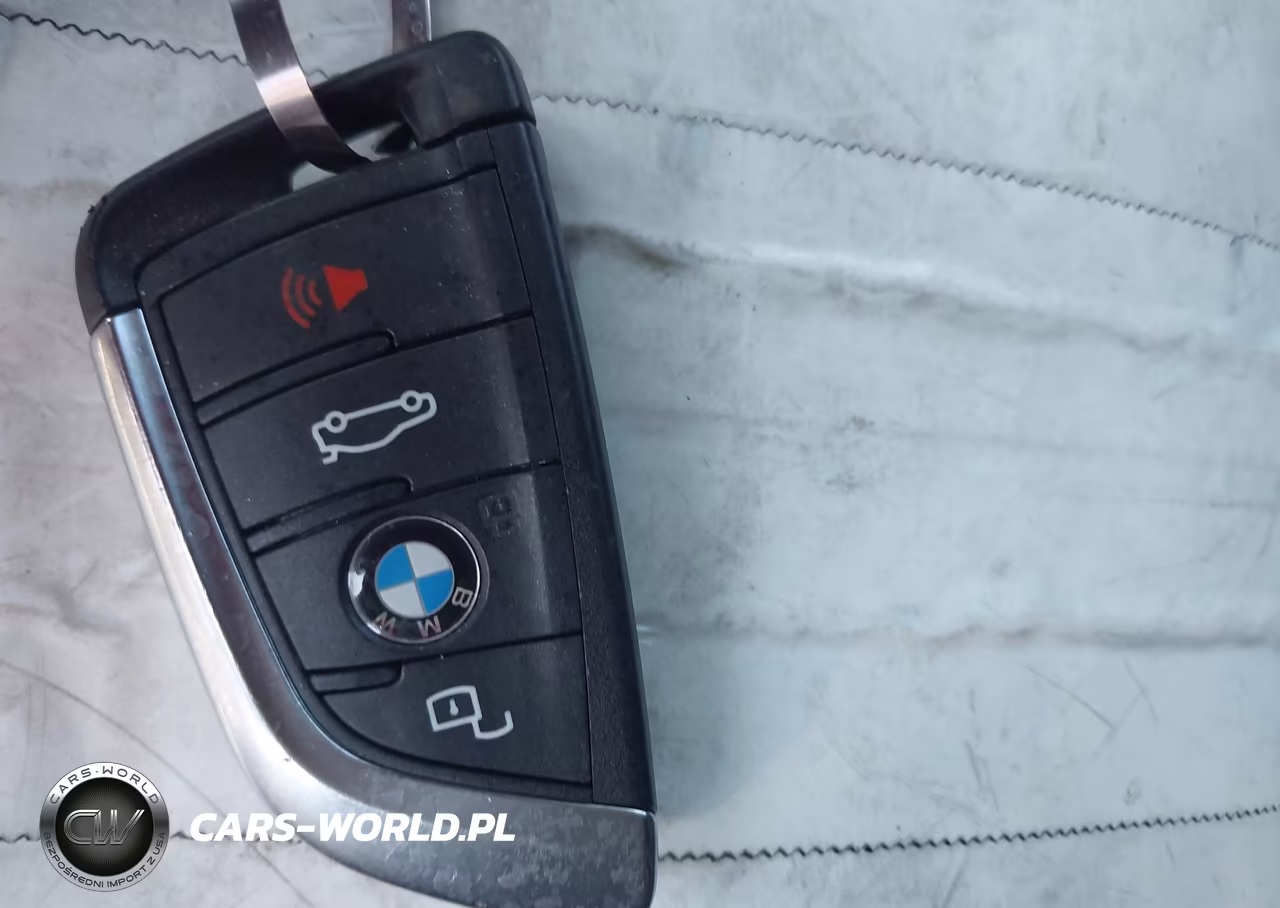 2021 BMW 330I VIN:3MW5R1J01M8B83143 - 11