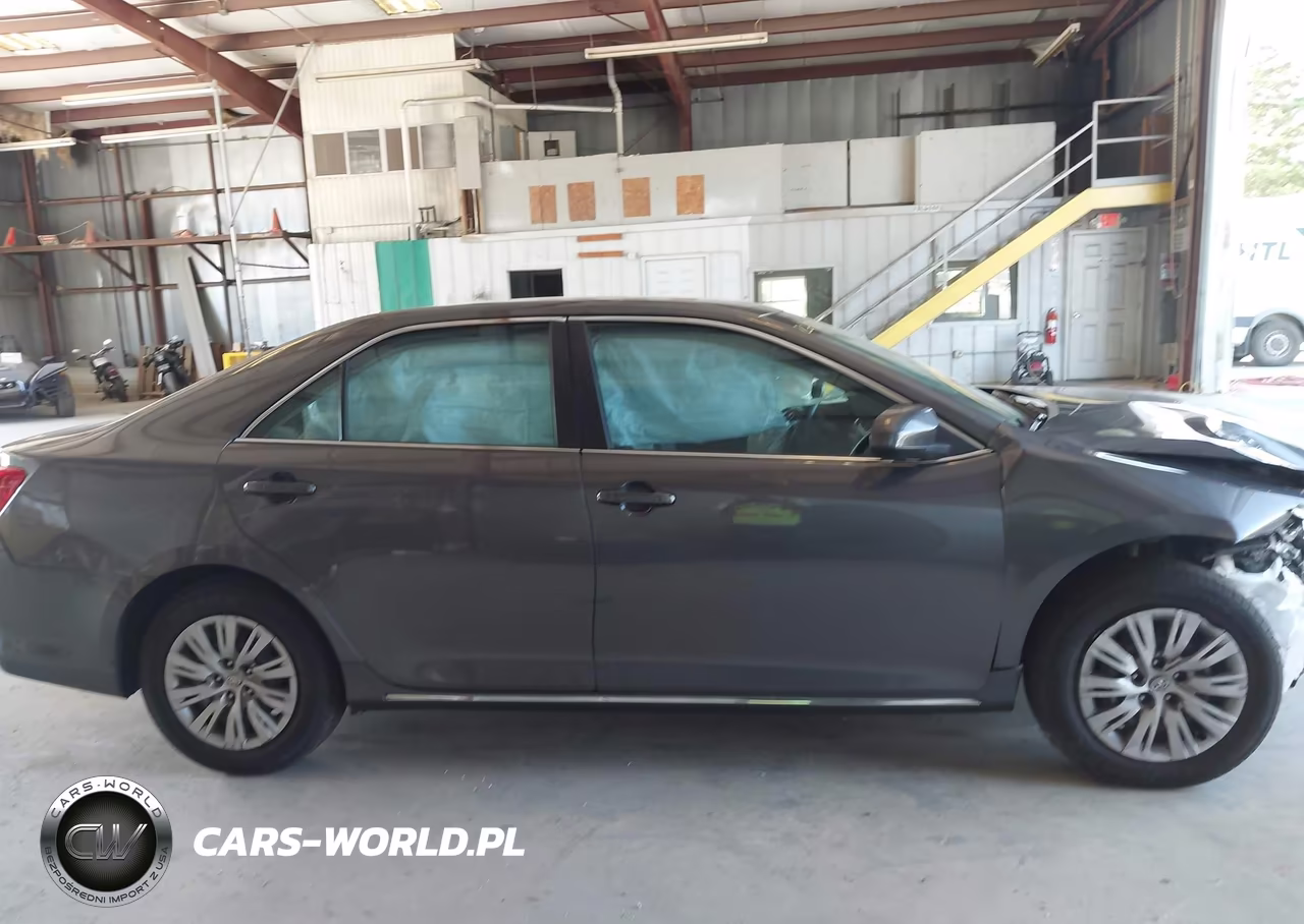 2014 Toyota Camry Le VIN:4T1BF1FK2EU462335 - 13