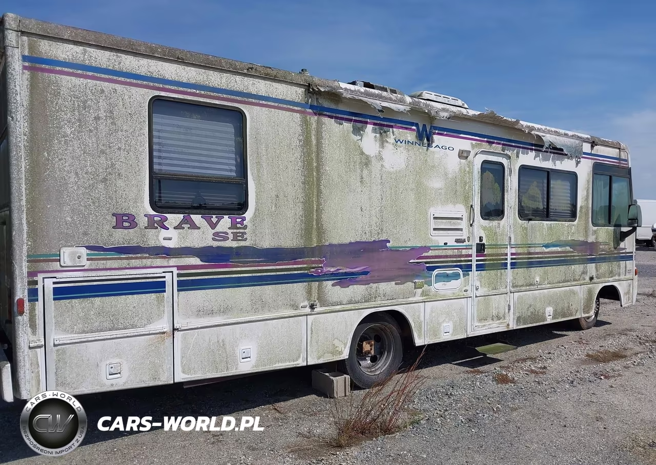 1998 Chevrolet P30 VIN:1GBLP37J1W3301834 - 5