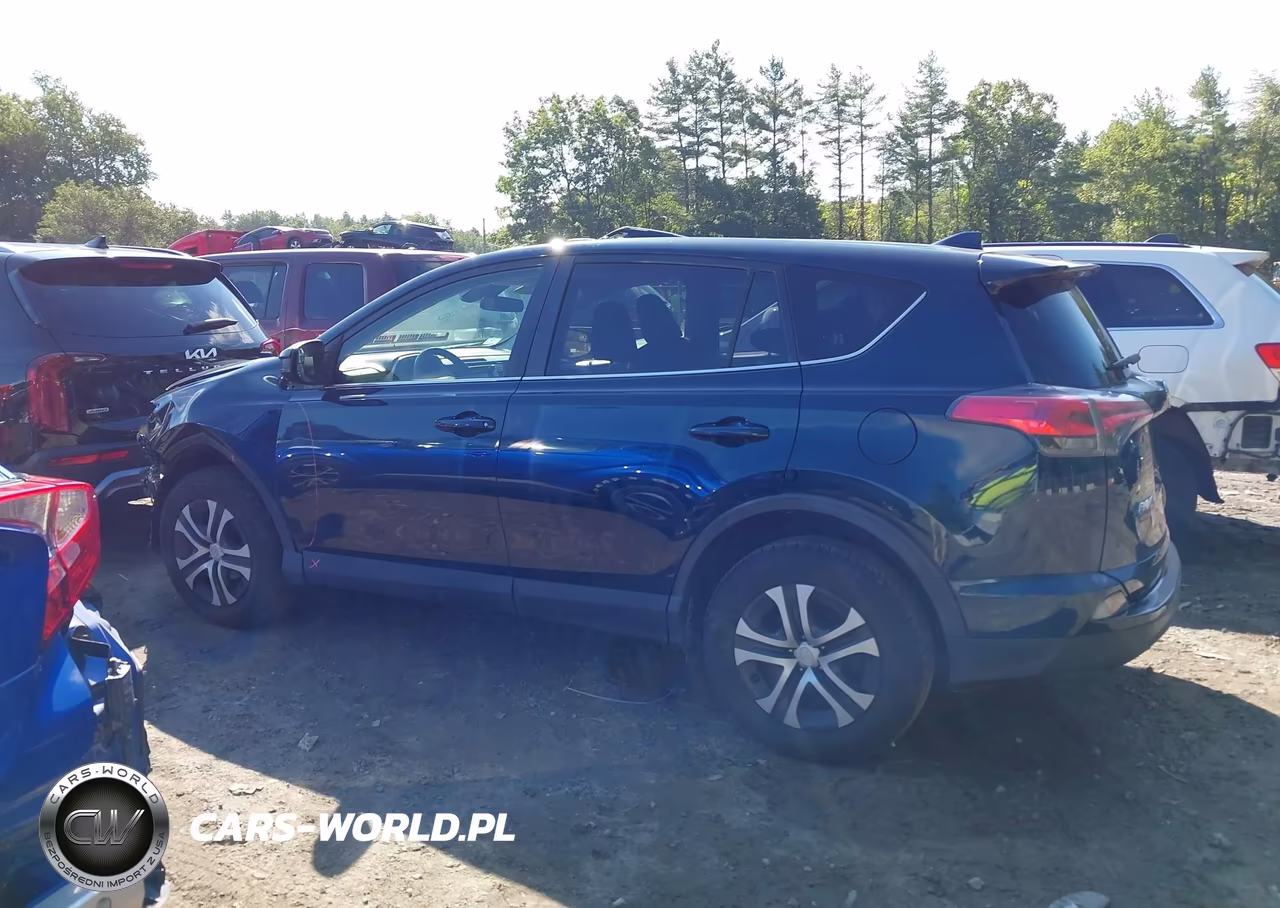 2018 Toyota Rav4 Le VIN:JTMBFREV7JJ721668 - 15