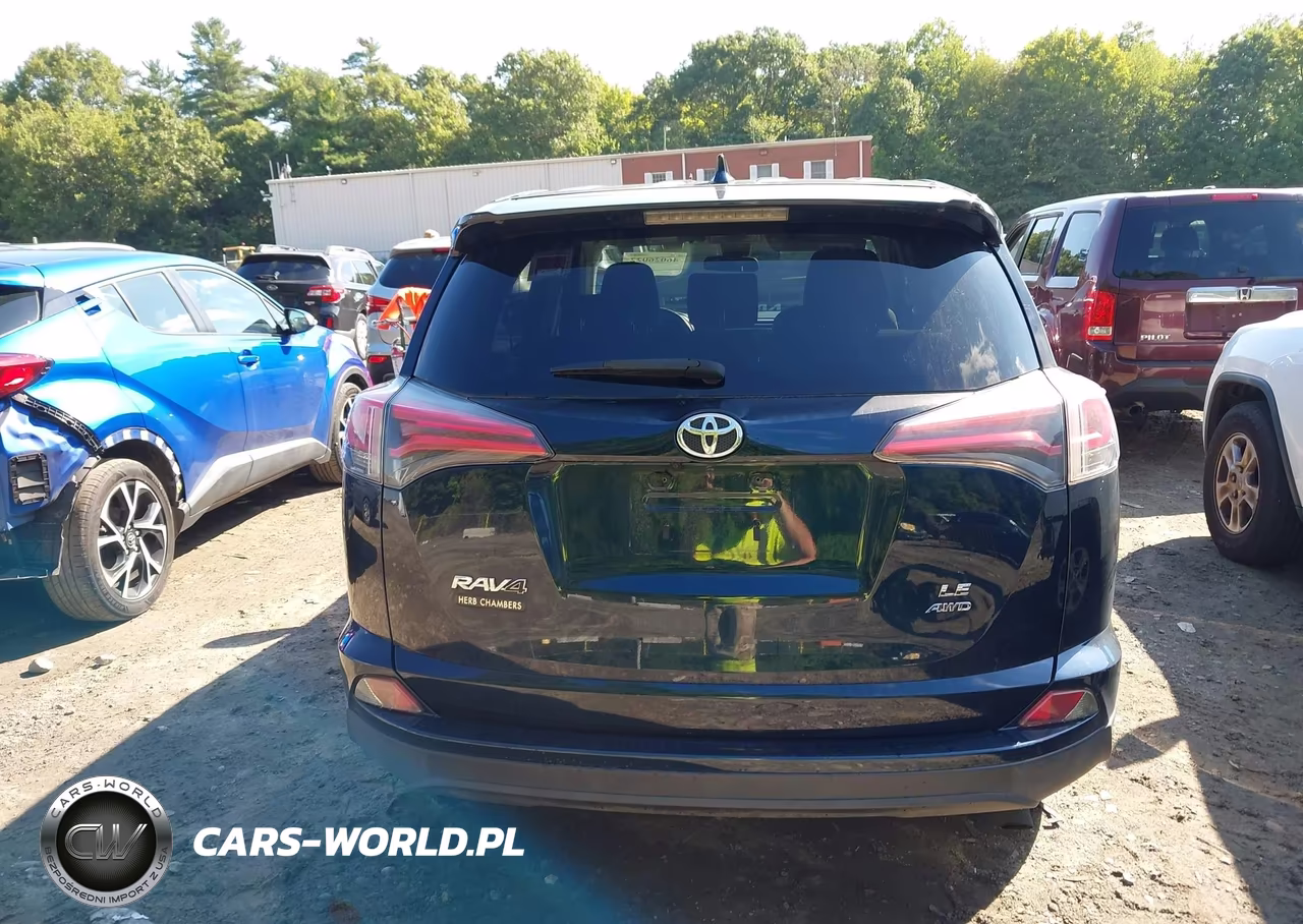 2018 Toyota Rav4 Le VIN:JTMBFREV7JJ721668 - 17