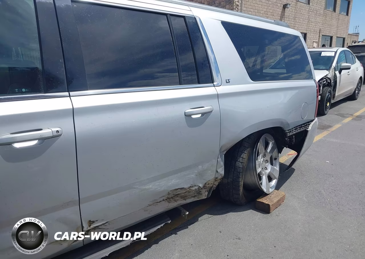 2016 Chevrolet Suburban Lt VIN:1GNSCHKC2GR107523 - 13