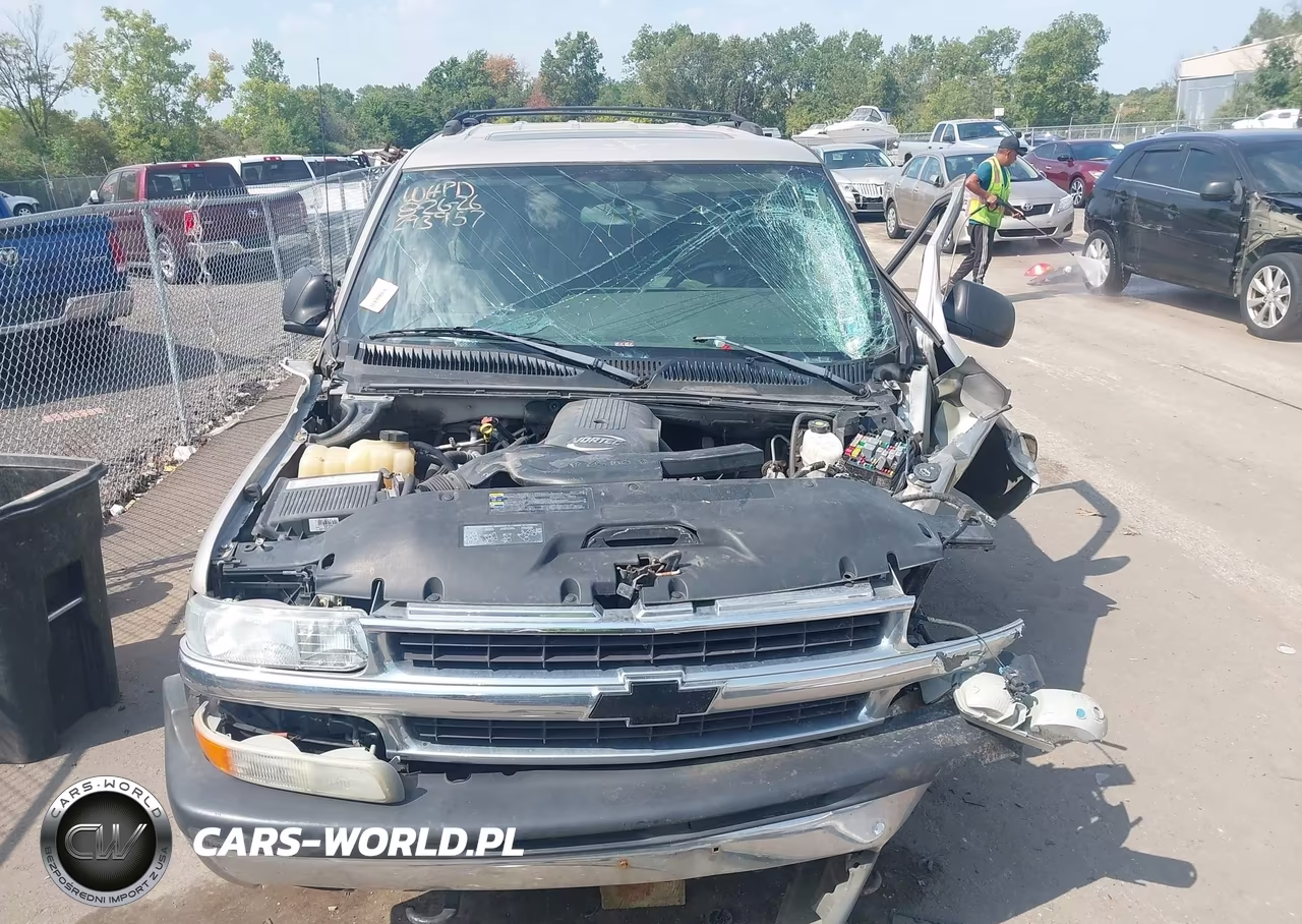 2004 Chevrolet Tahoe Ls VIN:1GNEK13T04J276049 - 13