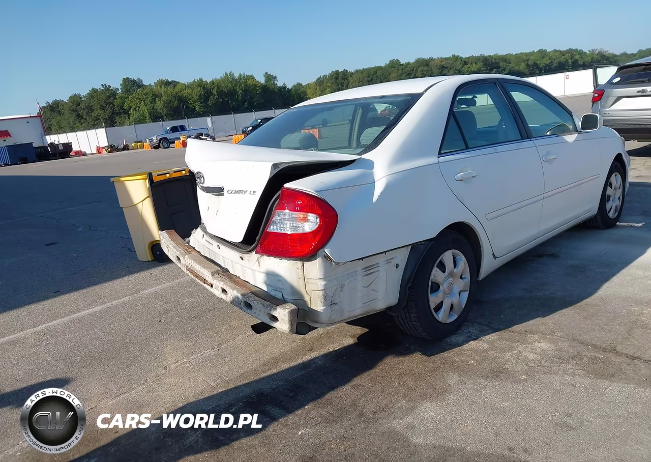 2003 Toyota Camry Le VIN:4T1BE32K83U126268 - 4