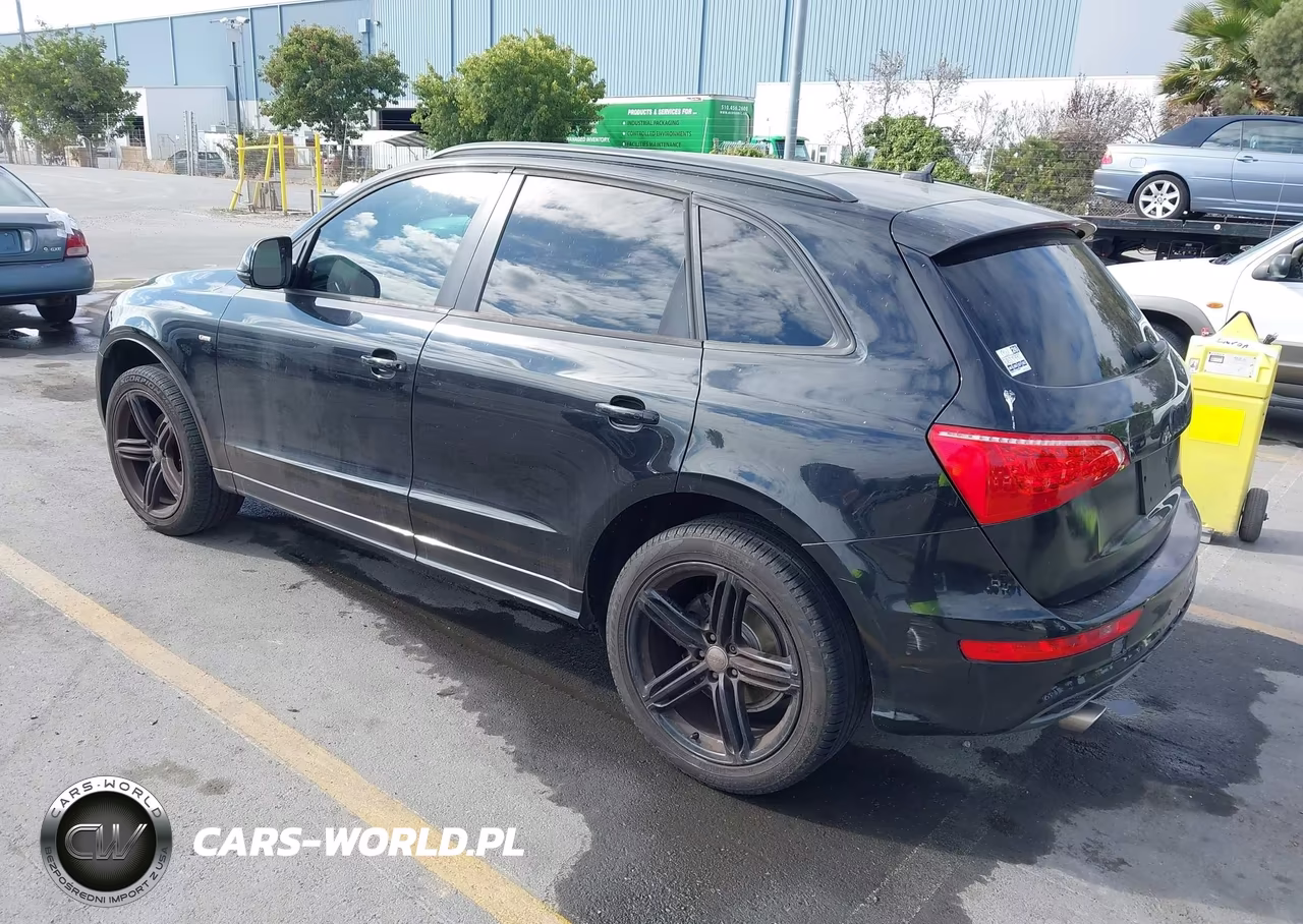 2012 Audi Q5 3.2 Premium VIN:WA1WKAFP7CA104699 - 3