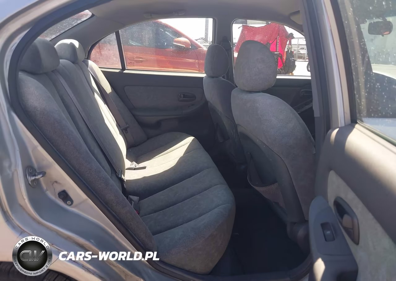 2003 Hyundai Elantra Gls-Gt VIN:KMHDN45D93U475550 - 8